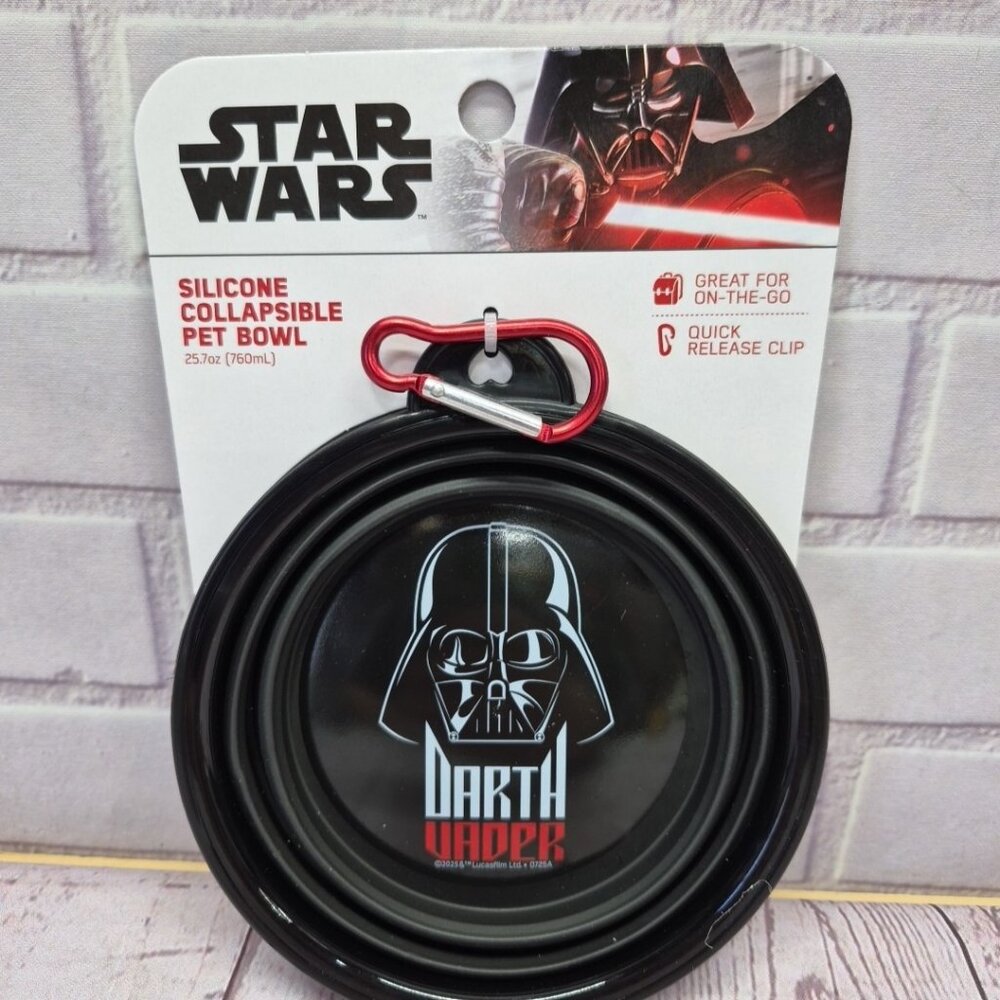 Star Wars Darth Vader  Collapsible Pet Silicone‎ Bowl 25.7oz Silcone Clip On